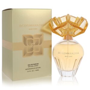 בקבוק בושם BCBG MAXAZRIA BON CHIC, בעל עיצוב ייחודי עם מכסה בצורת פרח, מוצג לצד האריזת קרטון המוזהבת. הבושם הוא Eau de Parfum בנפח 100 מ"ל.