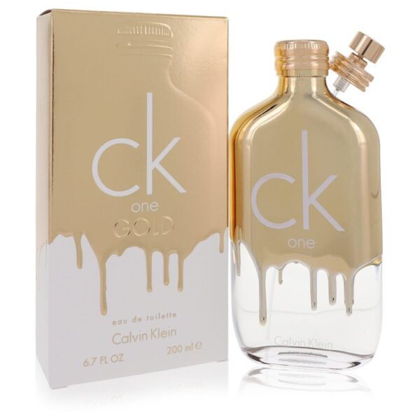 בקבוק בושם CK One Gold של קלווין קליין, 200 מ"ל, בעיצוב ייחודי עם מכסה זהוב ואריזת קרטון מבריקה, מתאים לשימוש יומיומי ומעניק ניחוח רענן ונעים.