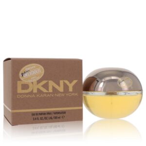 תמונה של בקבוק בושם DKNY Delicious, עם קופסה חומה מעוצבת. הבושם מגיע בנפח 100 מ"ל ומציע ניחוח ייחודי ונעים.