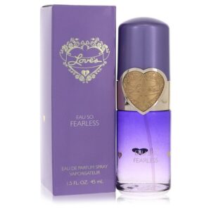 בקבוק בושם "Eau So Fearless" בגובה 45 מ"ל באריזת קרטון סגולה, עם עיצוב לב בצבע זהב.